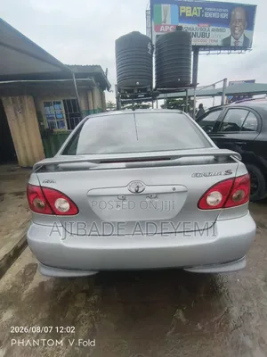 Toyota Corolla 2005 Silver