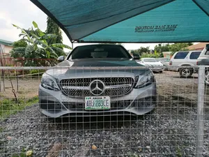 Mercedes-Benz C300 2016 Gray