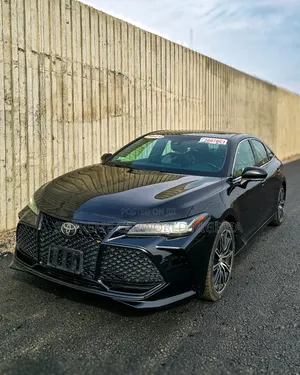 Toyota Avalon Touring FWD Sedan (3.5L V6 8A) 2019 Black