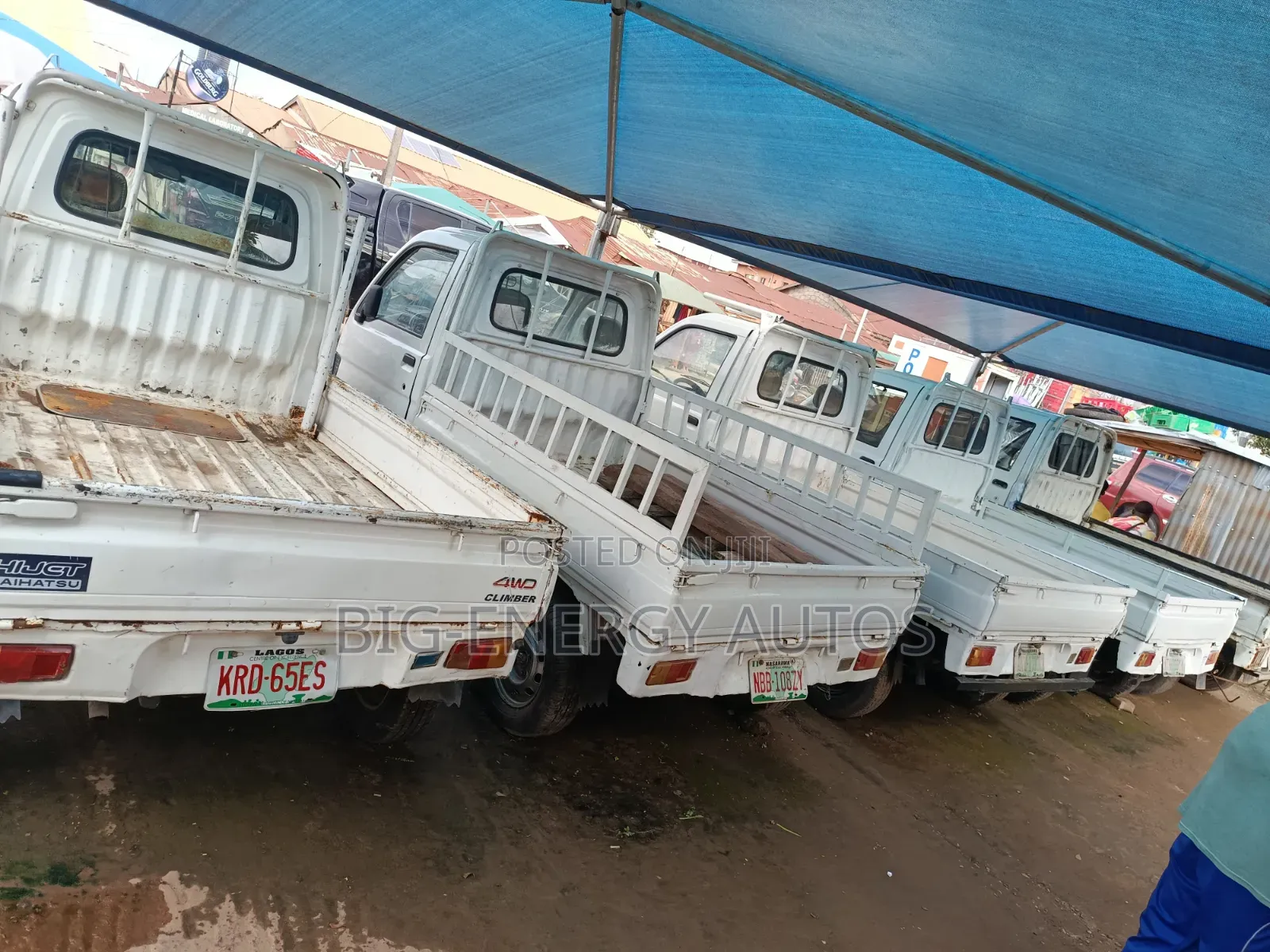 Daihatsu Hijet 2012 White