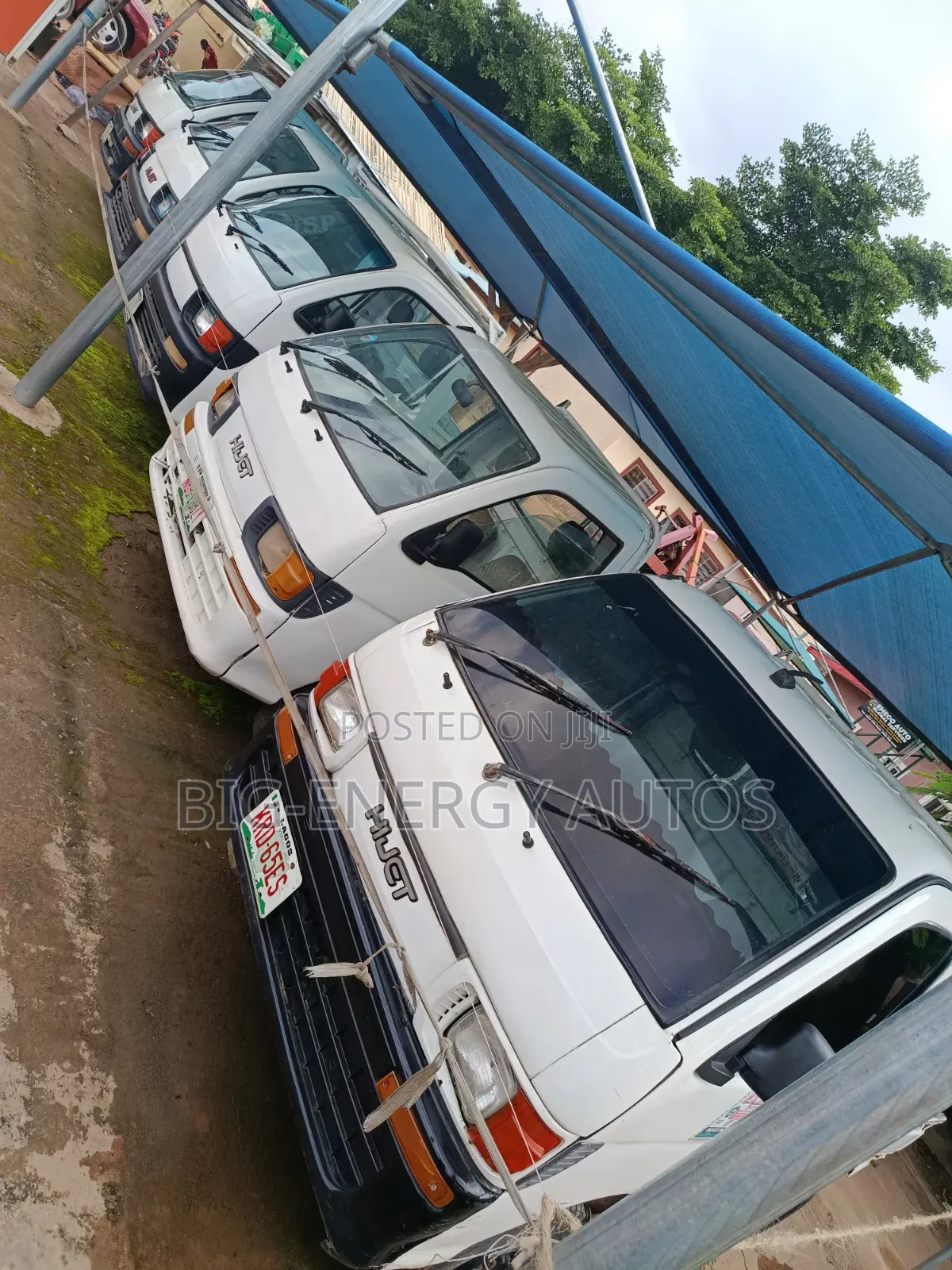 Daihatsu Hijet 2012 White