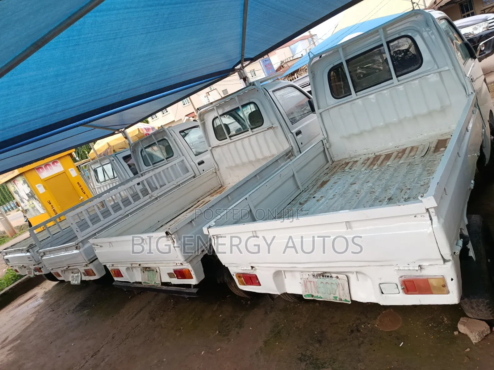 Daihatsu Hijet 2012 White