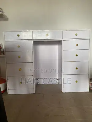 Fairly Used Makeup Table With Drawers
