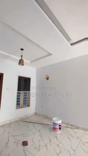 2bdrm Duplex in Lord Chosen Estate(, New Layout for rent
