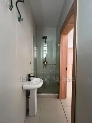 3bdrm Apartment in Ikate for rent