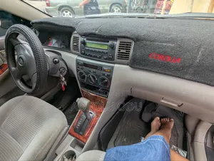 Toyota Corolla 2005 Gray