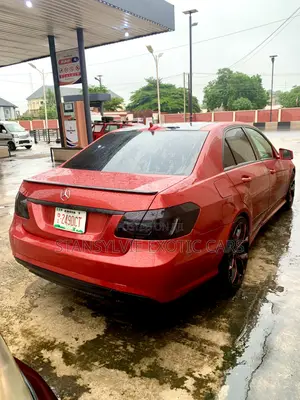 Mercedes-Benz E350 2012 Maroon