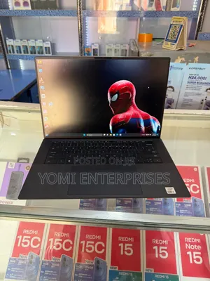 Laptop Dell Precision 5550 32GB Intel Core i7 SSD 512GB