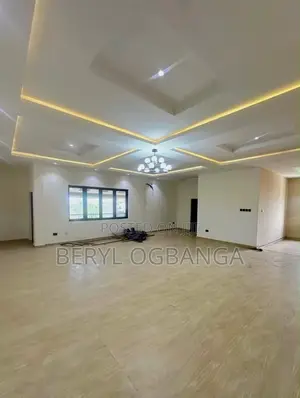 5bdrm Penthouse in Lekki Phase 1 for rent