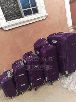 Set of Traveling Bag
