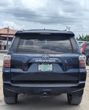 Toyota 4-Runner 2015 Blue