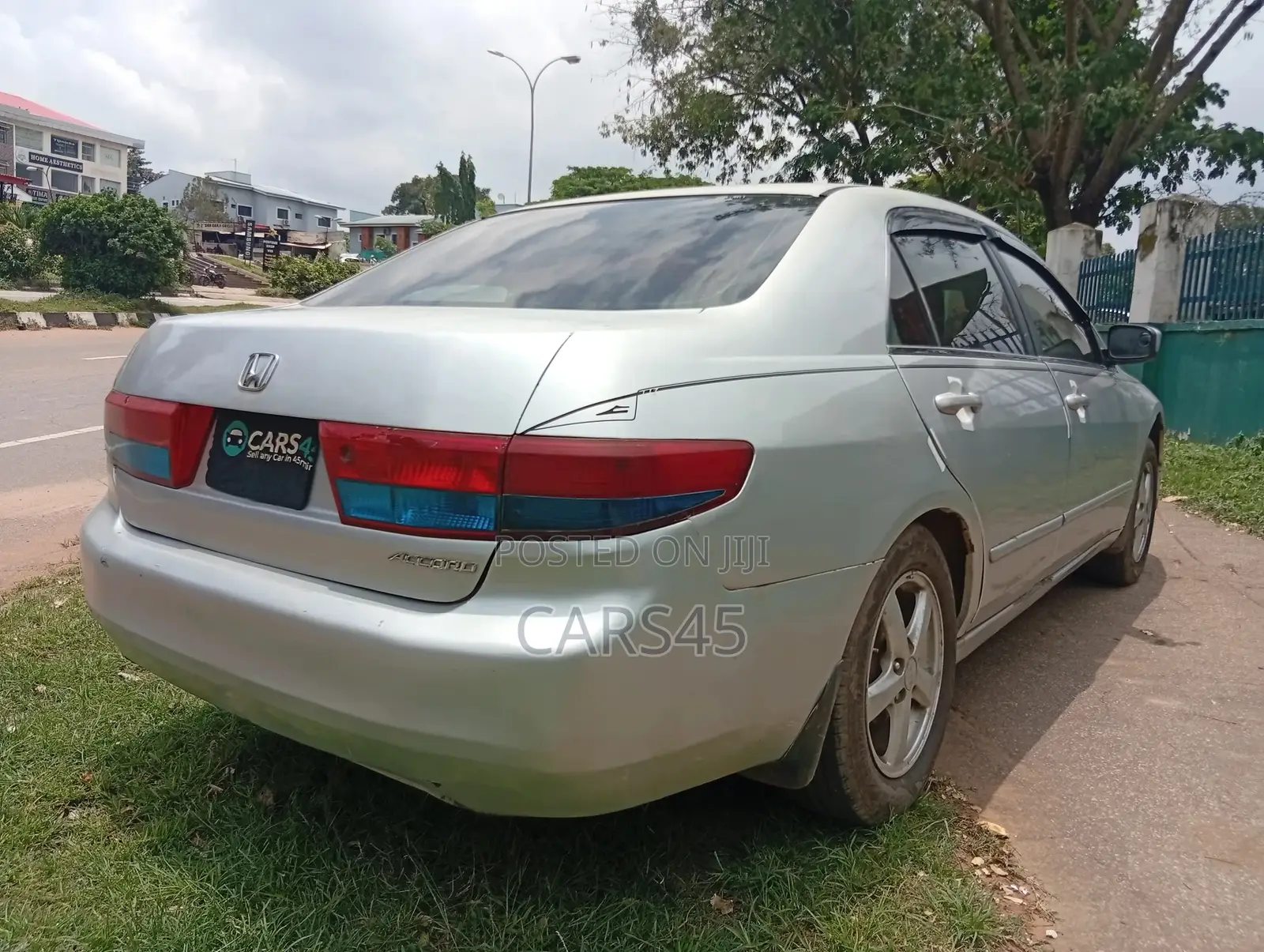 Honda Accord 2004 Silver