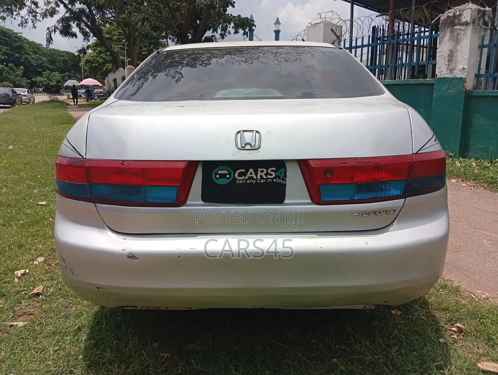 Honda Accord 2004 Silver