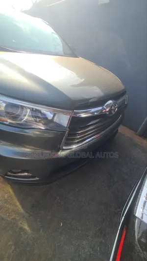 Toyota Highlander 2015 Green