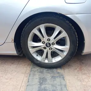 Hyundai Sonata 2013 Silver