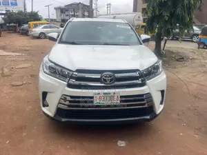 Toyota Highlander 2019 White