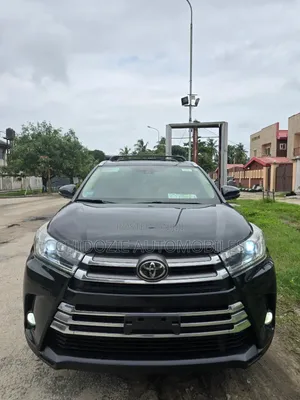 Toyota Highlander Limited Platinum 4x4 V6 (3.5L 6cyl 8A) 2018 Black