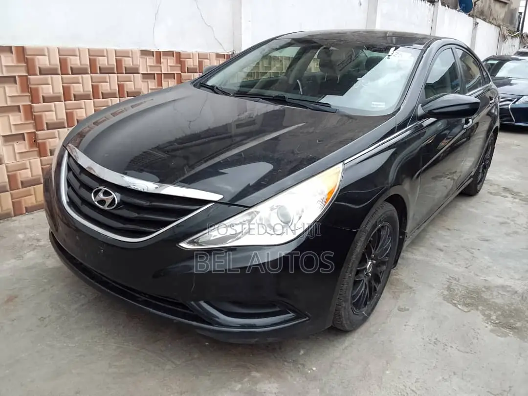 Hyundai Sonata 2012 Black