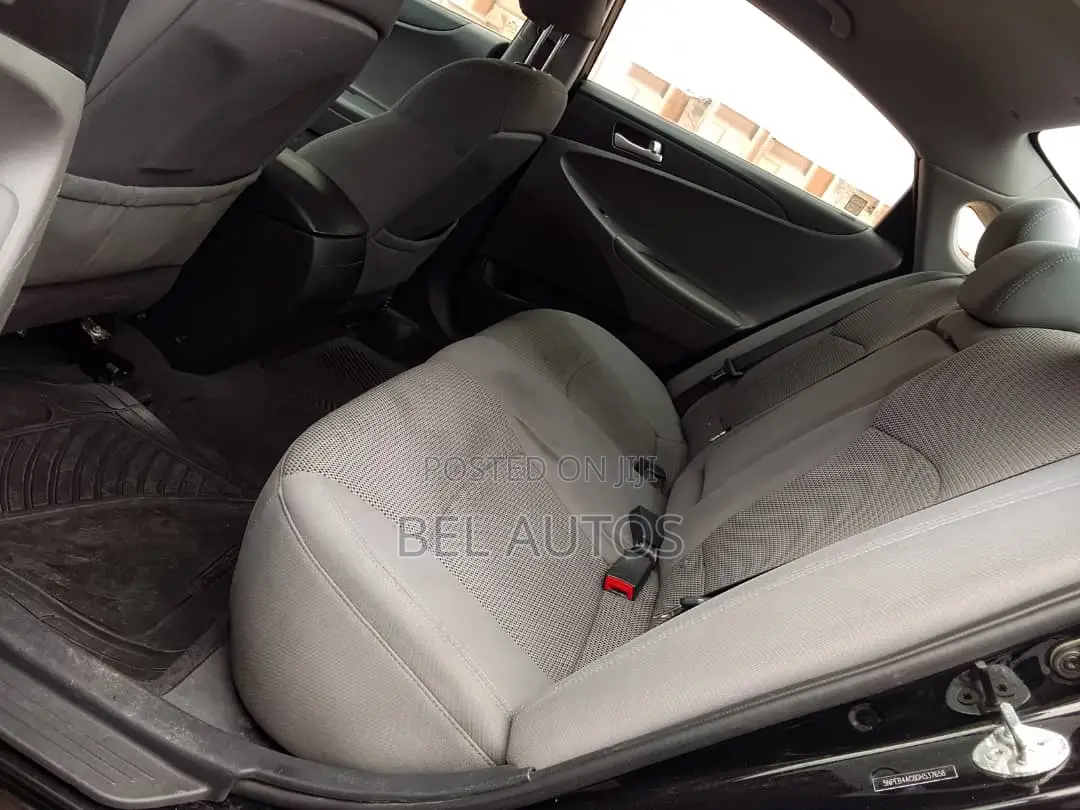 Hyundai Sonata 2012 Black
