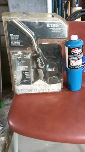 Bernzomatic Propane Cylinder 400g and Nozzle