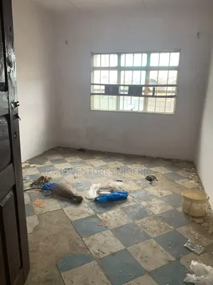 3bdrm Apartment in Ikotun for rent
