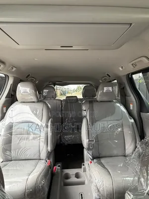 Toyota Sienna 2017 White
