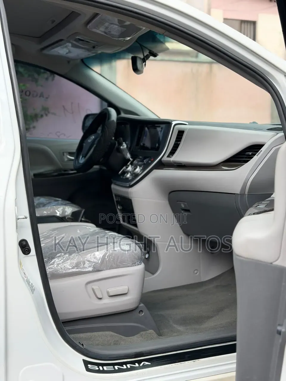 Toyota Sienna 2017 White