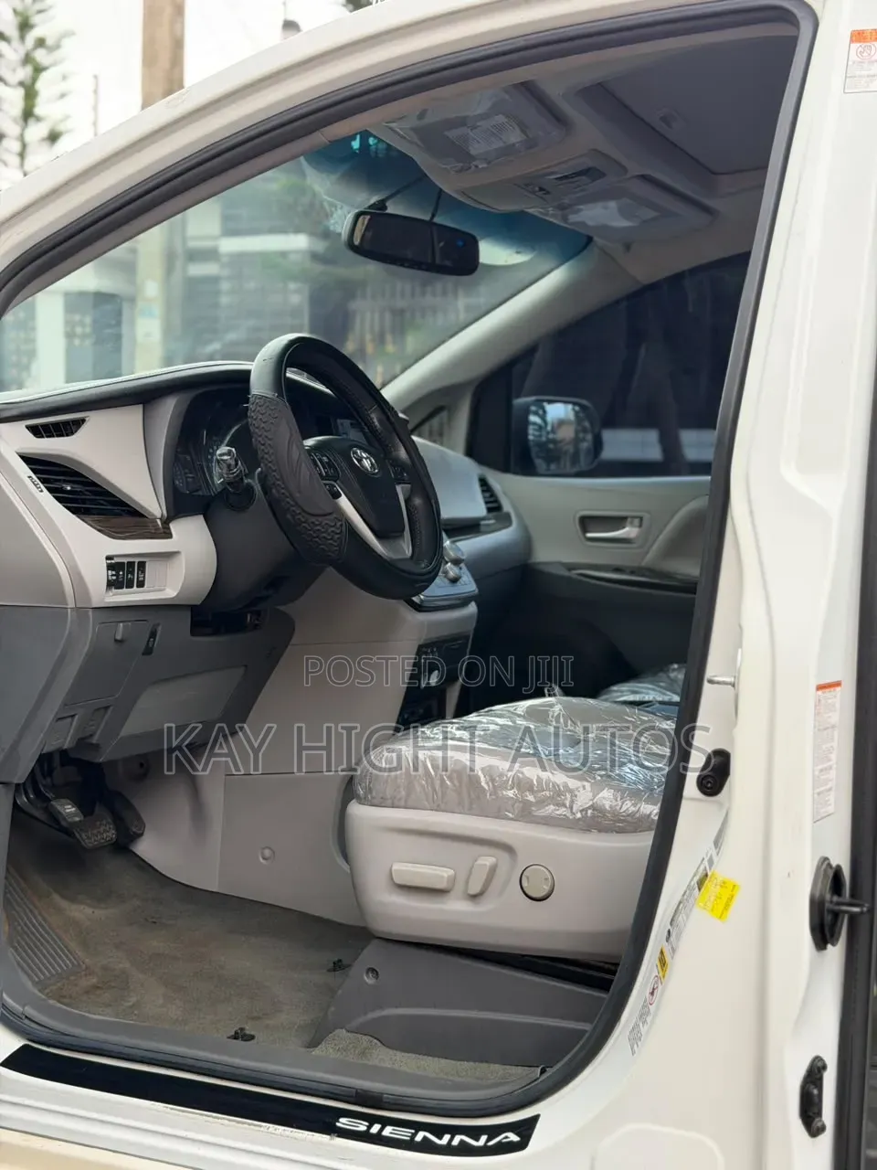 Toyota Sienna 2017 White
