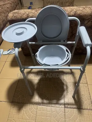 Adjustable Bedside Commode Chair With Bucket – Strong Comfortable