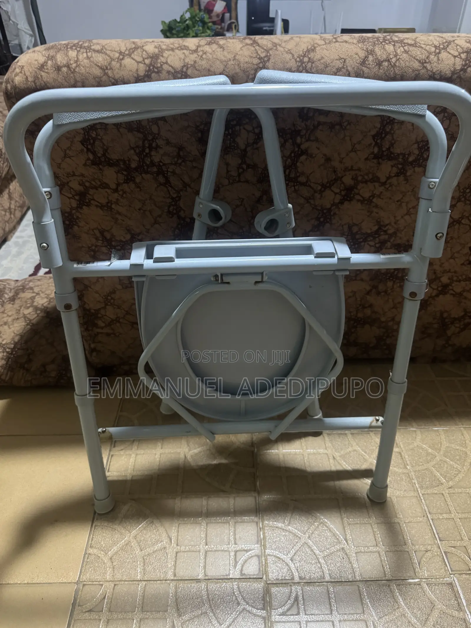 Adjustable Bedside Commode Chair With Bucket – Strong Comfortable