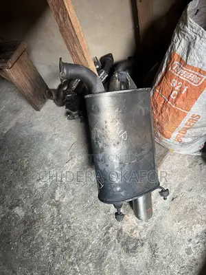Exhaust Muffler Back Pot for Toyota Camry 2007-15 Model 4plug