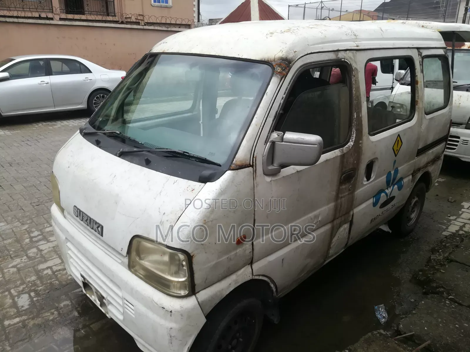 Suzuki Every 2010 White