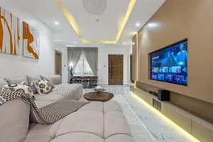 Luxury 2 Bedroom Apartment