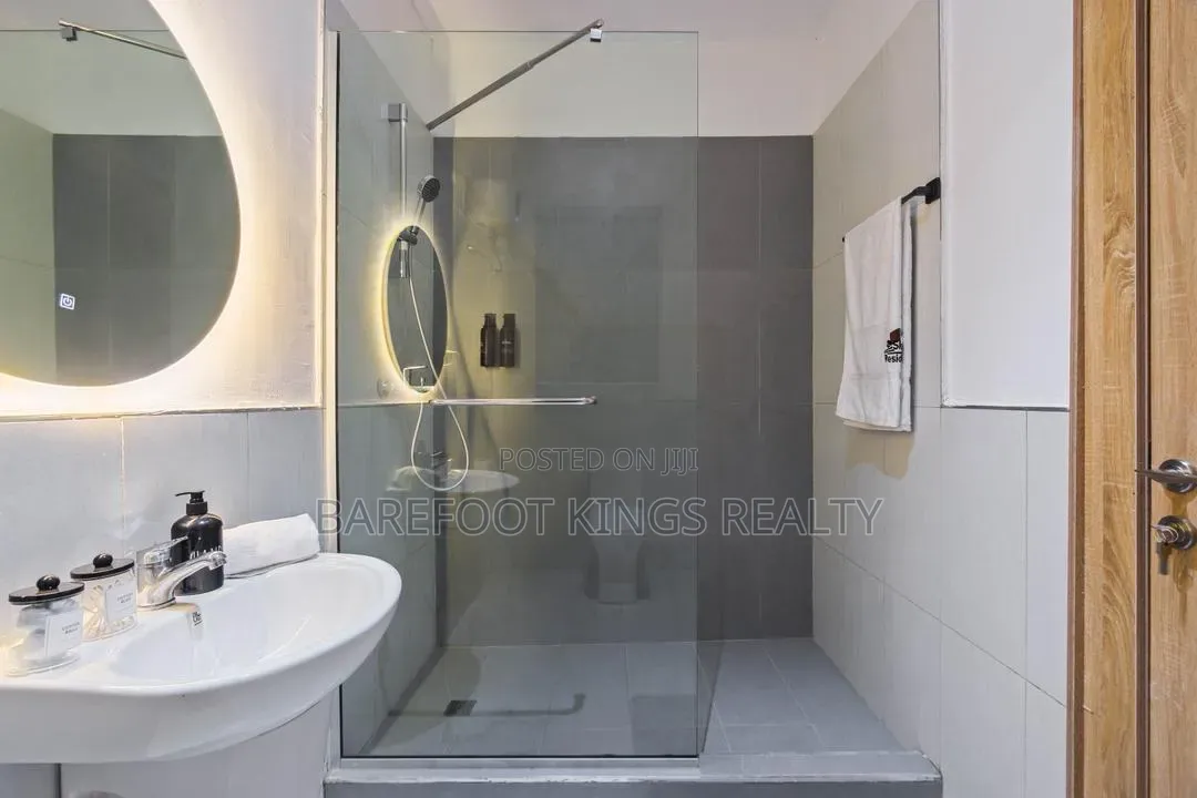 Luxury 2 Bedroom Apartment