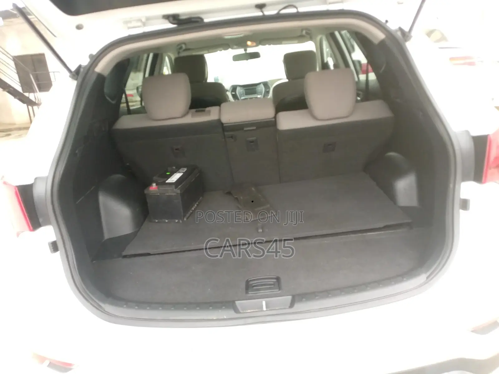 Hyundai Santa Fe 2017 White