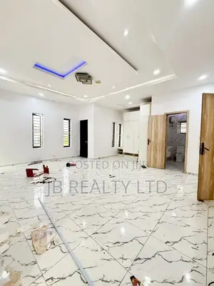 5bdrm Duplex in Lekki for rent