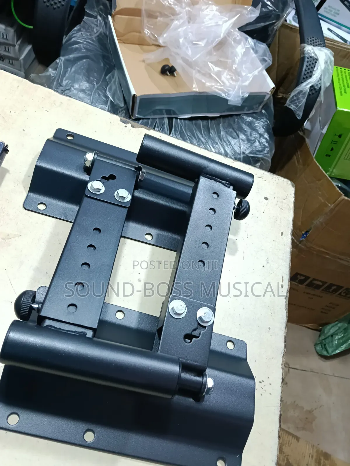 Wall Mount /Wall Speaker Stand