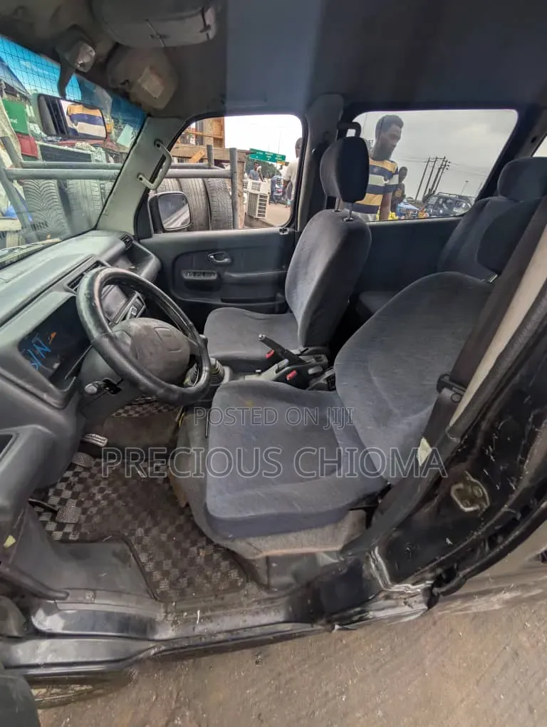 Suzuki APV Minibus 2015 Blue