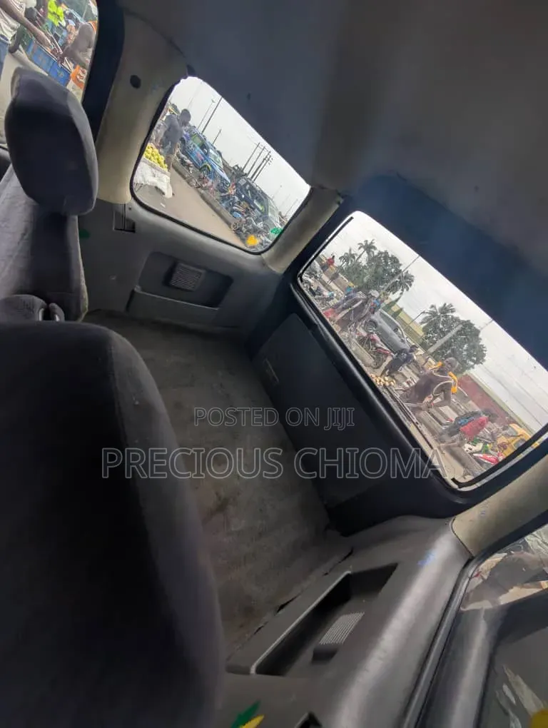 Suzuki APV Minibus 2015 Blue