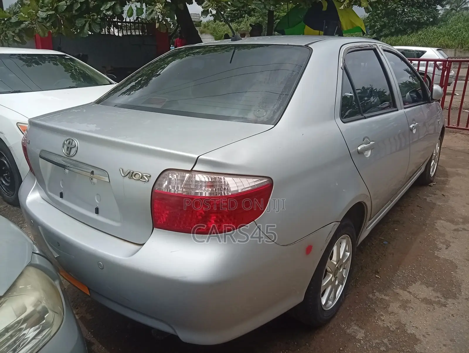 Toyota Vios 2011 Silver