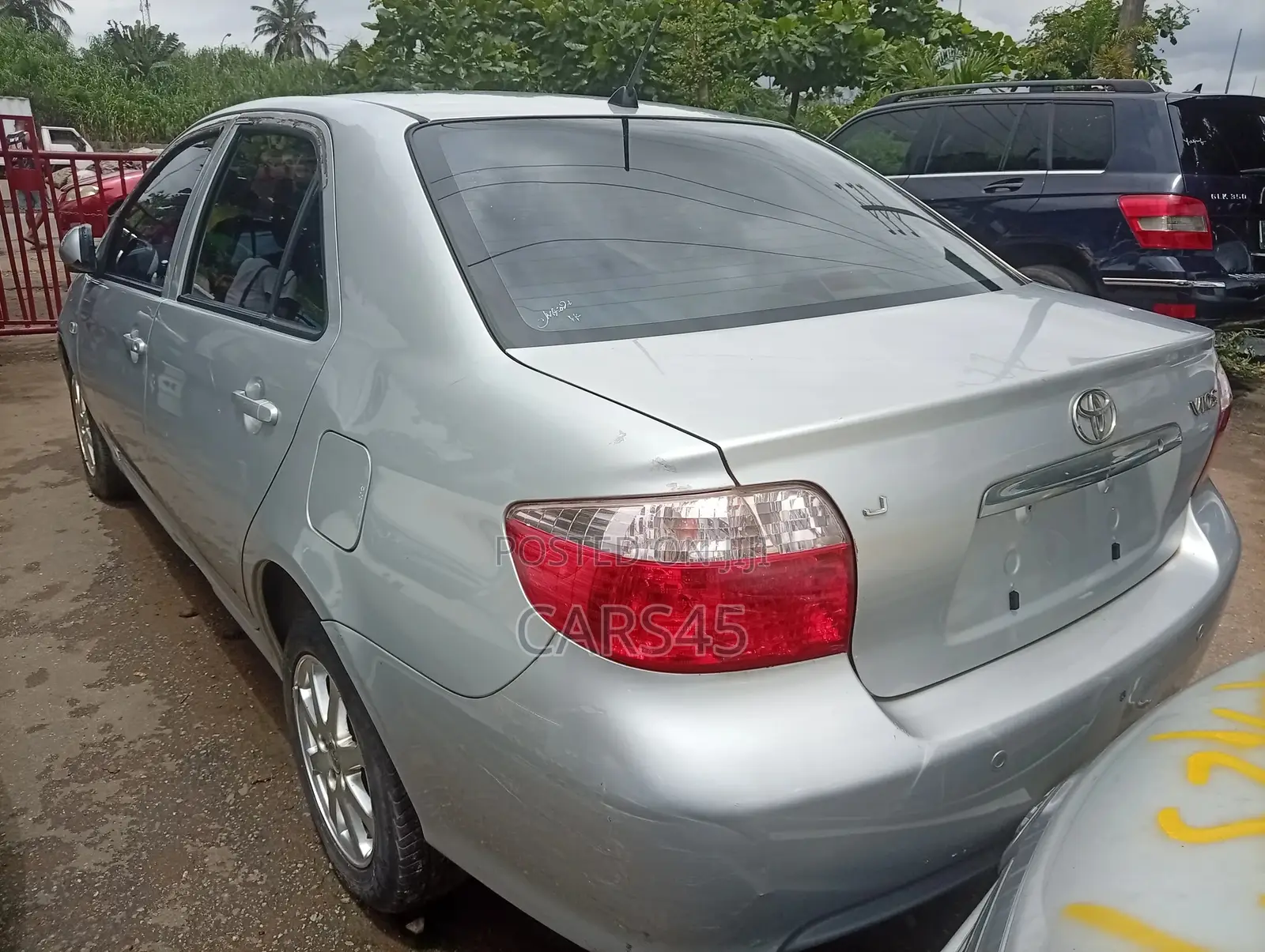 Toyota Vios 2011 Silver