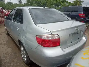 Toyota Vios 2011 Silver
