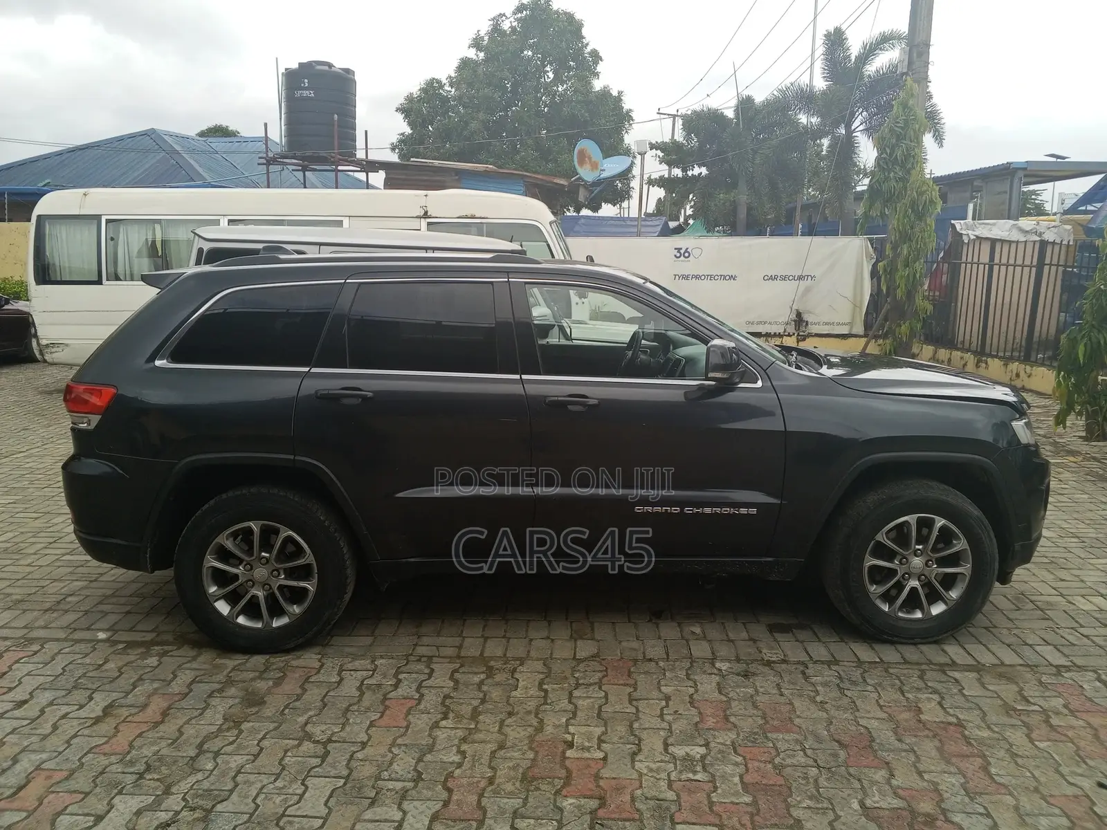 Jeep Grand Cherokee 2014 Gray