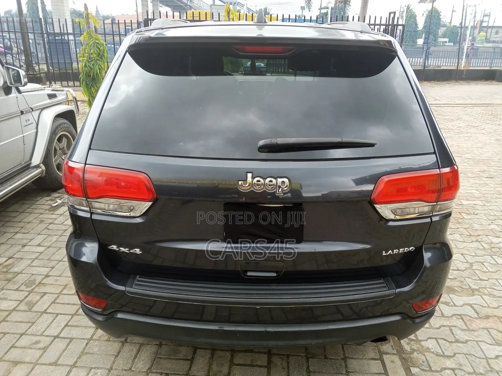 Jeep Grand Cherokee 2014 Gray