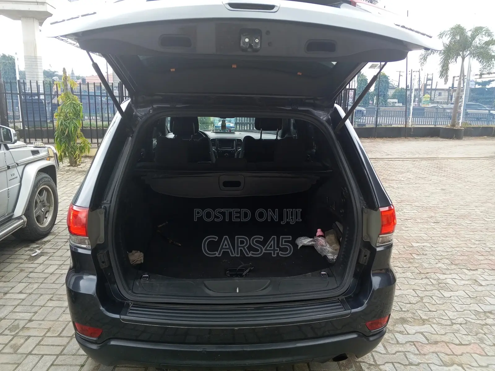 Jeep Grand Cherokee 2014 Gray