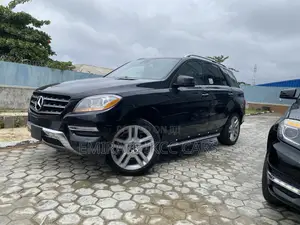 Mercedes-Benz M Class ML350 4MATIC 4dr SUV AWD (3.5L 6cyl 7A) 2014