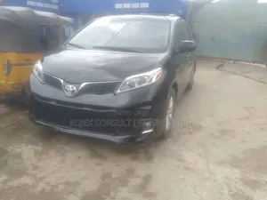 Toyota Sienna Limited 7 Passenger 2012 Black