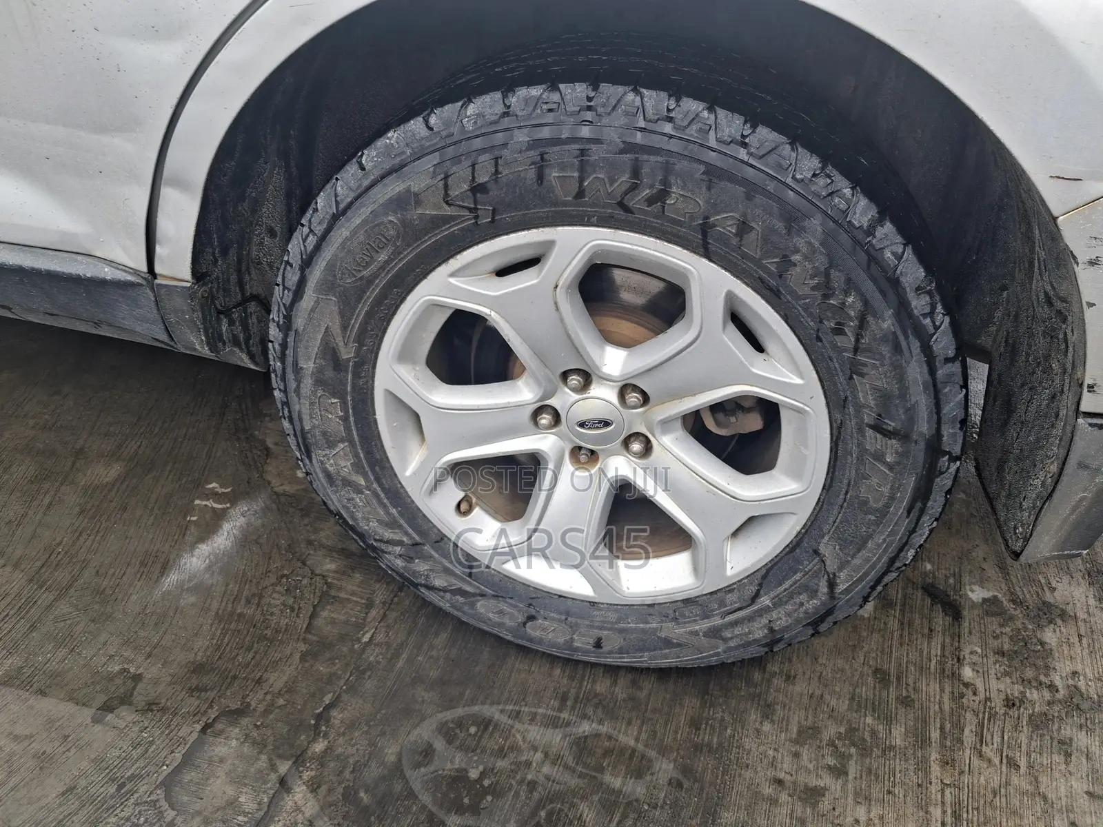 Ford Edge 2012 Silver