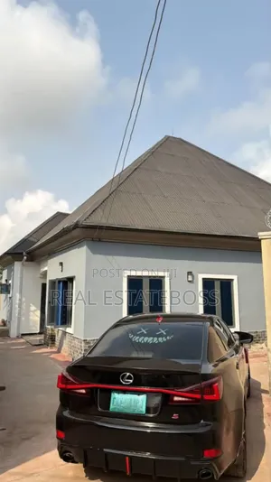 3bdrm Bungalow in Uyo for sale
