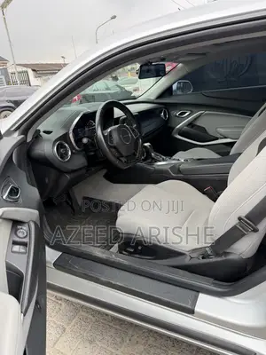 Chevrolet Camaro 2018 Silver